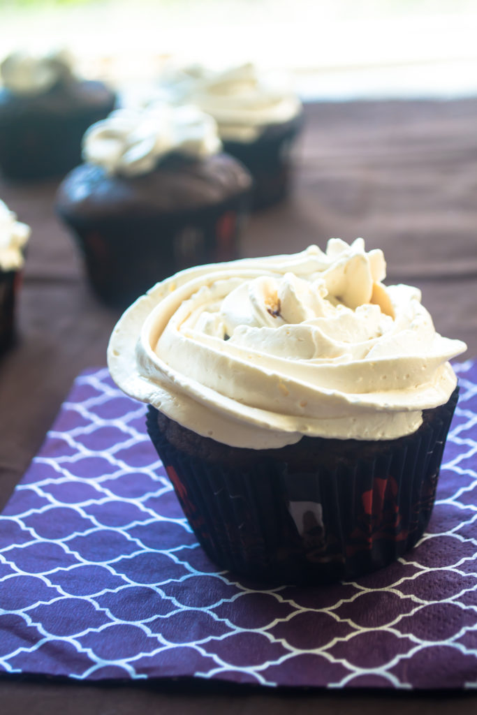 Utterly Sinful, the Perfect Sweet & Salty Bite: Chocolate & Bacon Cupcakes w Maple Buttercream!