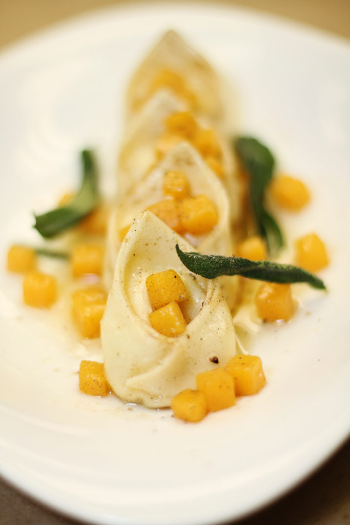 Siro: Crowd-Pleasing Italian in the Best of Ways!