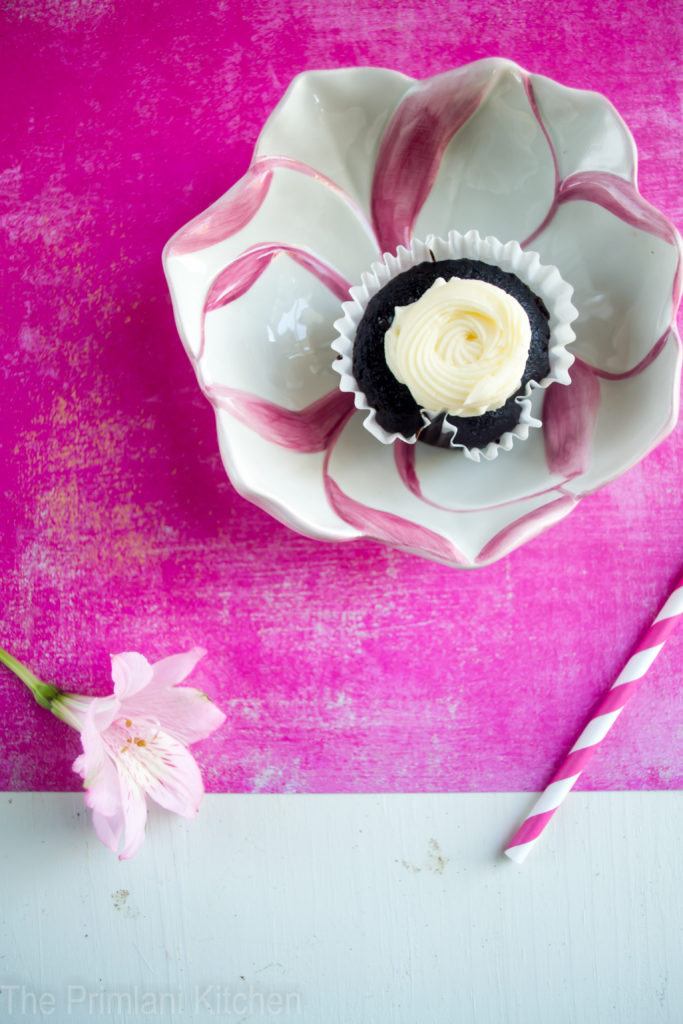 Baking Just Become Easier: Ready.Set.Cupcake to the Rescue with All Natural Desserts!